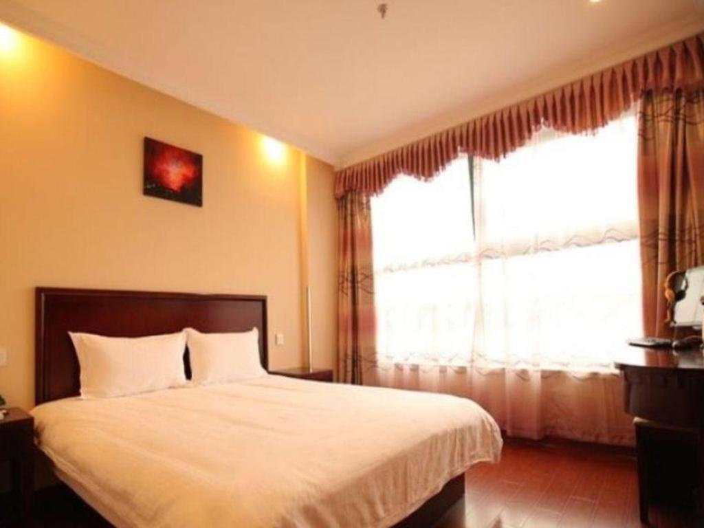 Greentree Inn Suzhou Wujiang Zhenze Town Zhennan Road Express Hotel Exterior photo