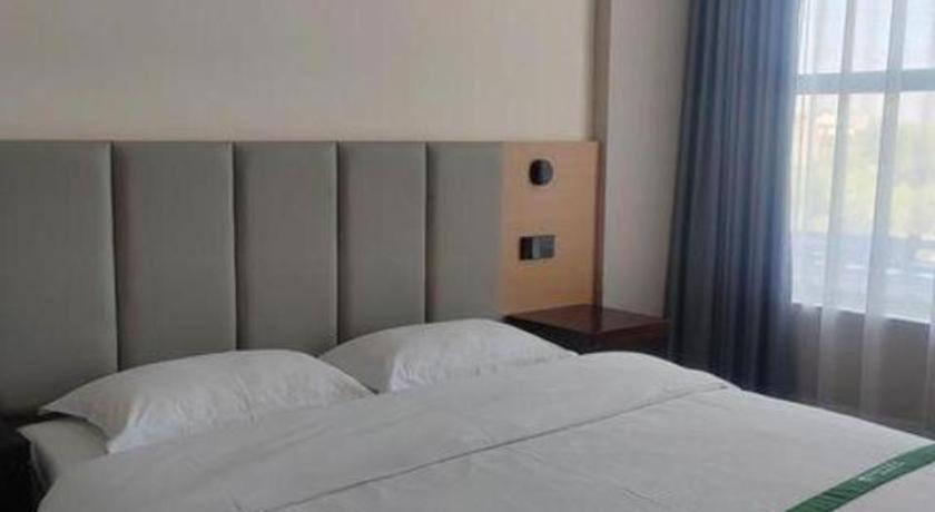 Greentree Inn Suzhou Wujiang Zhenze Town Zhennan Road Express Hotel Exterior photo